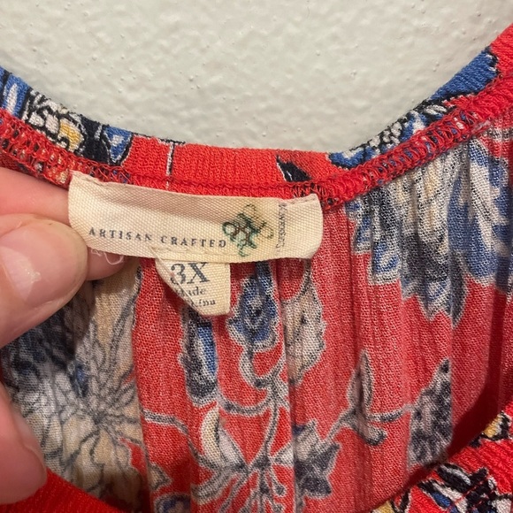 Artisan Crafted Floral Red Women's Top - Picture 4 of 6